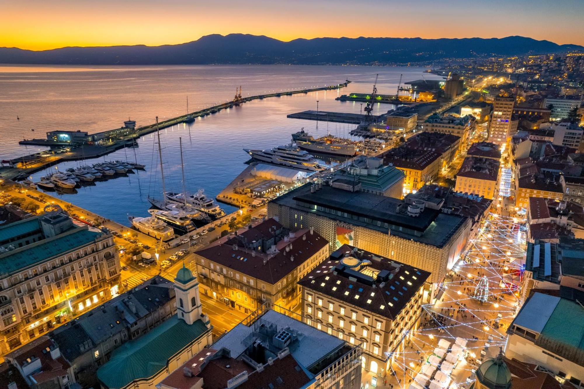 Area2 Center Luxury Apartment Rijeka Zewnętrze zdjęcie